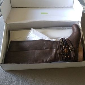 Olivia Miller riding boots 7.5